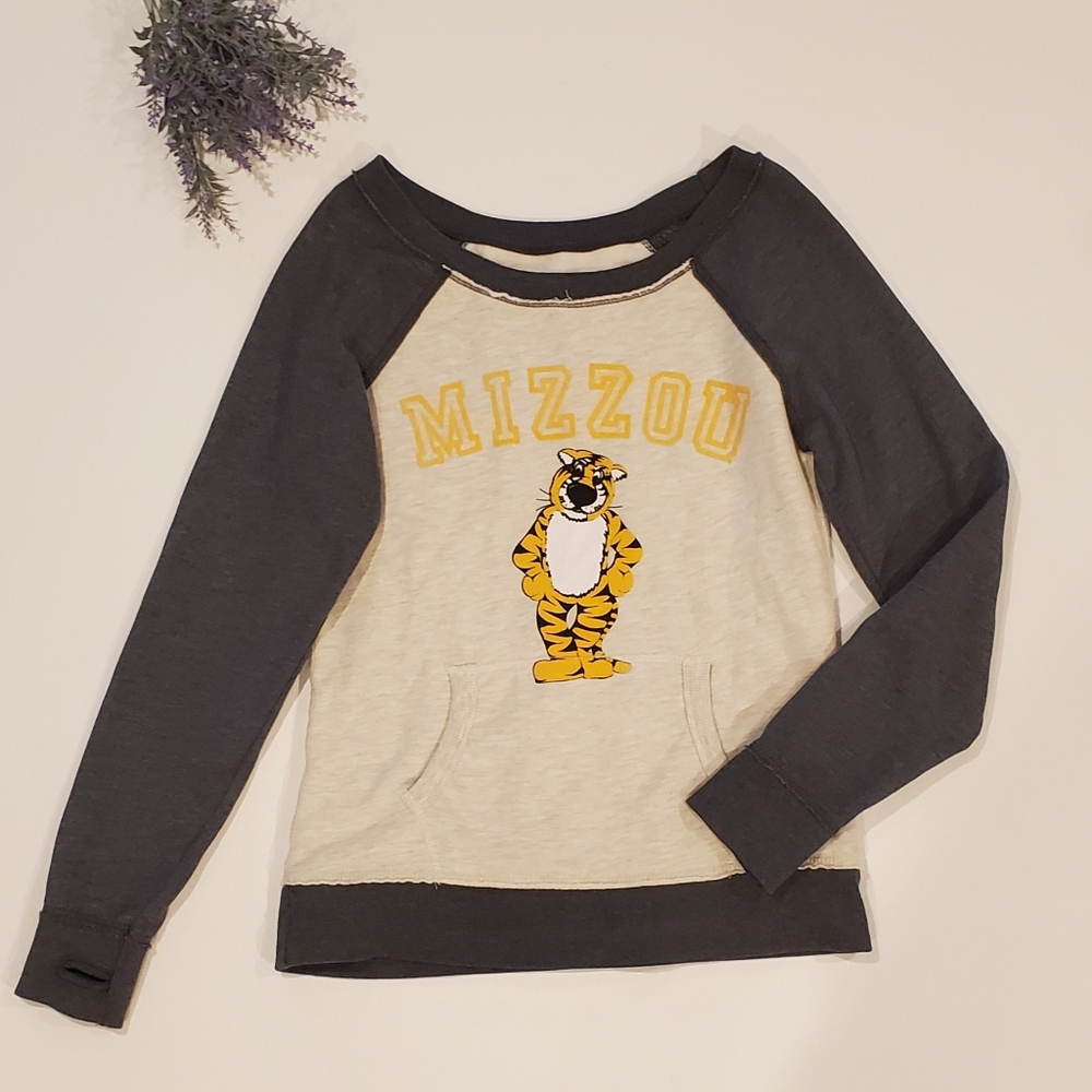 Women's Mizzou Sweatshirt Size Small